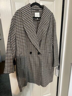 bagatelle Black and White Houndstooth Double-Breasted Pea Coat